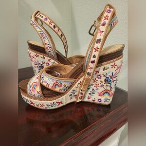 Gianni Bini Wedge Heels